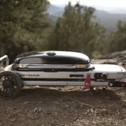 Gassgrill Weber Traveler - Lengde 58 Cm, Svart 8 Gassgrill Weber Traveler - Lengde 58 Cm, Svart -Weber Salgsbutikk 535494 535493 Weber traveler miljo 535494.png