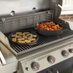 Gryte 2-i-1 Weber Duo - Ø39 Cm, Svart 6 Gryte 2-i-1 Weber Duo - Ø39 Cm, Svart -Weber Salgsbutikk 537361 Weber Cast iron Duo miljo 537361